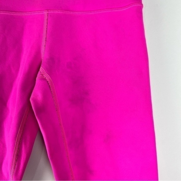 Lululemon capri leggings womens size 4 blue pink reversible - Picture 7 of 7